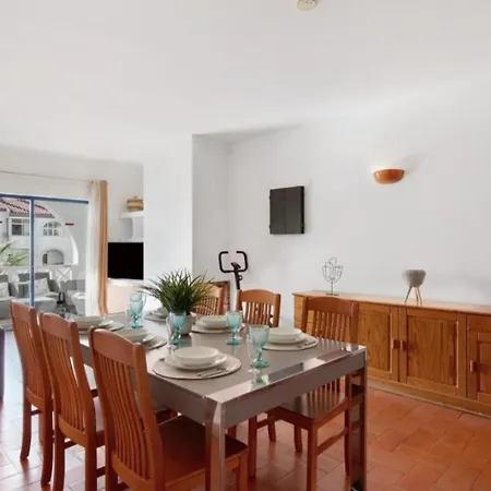 Apartment Alta Oura *